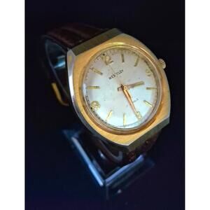 Vintage Westclox Men's Leather Mechanical Hand Wind Watch